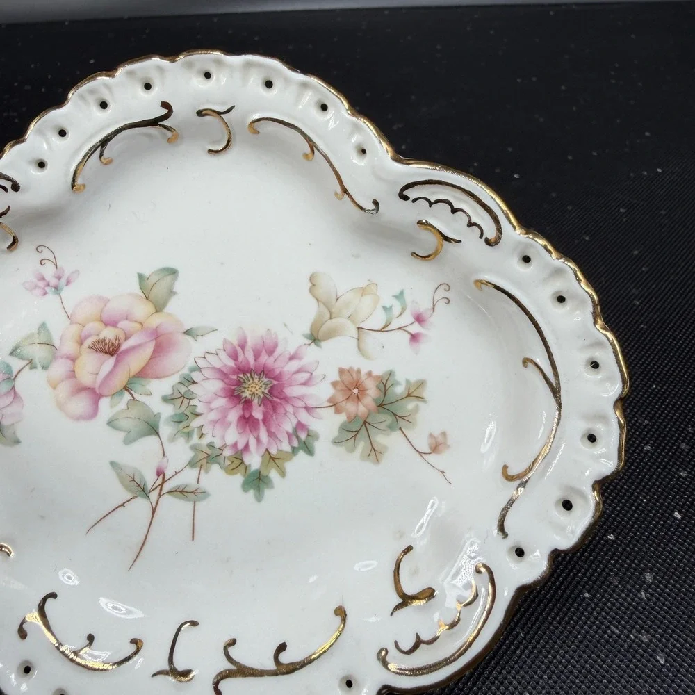 Aquincum Budapest Porcelain Trinket Dish Floral Gold Gilt Reticulated 5 Inch‎